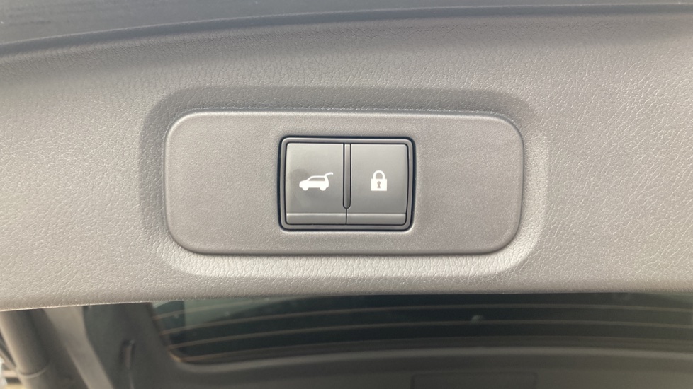 Nissan Qashqai 1.5 E-Power Tekna+ 5dr Auto Hybrid Hatchback - Image 37