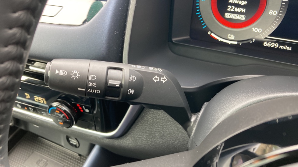 Nissan Qashqai 1.5 E-Power Tekna+ 5dr Auto Hybrid Hatchback - Image 54
