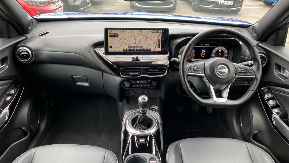 Nissan Juke 1.0 DiG-T Tekna 5dr Petrol Hatchback - Image 10