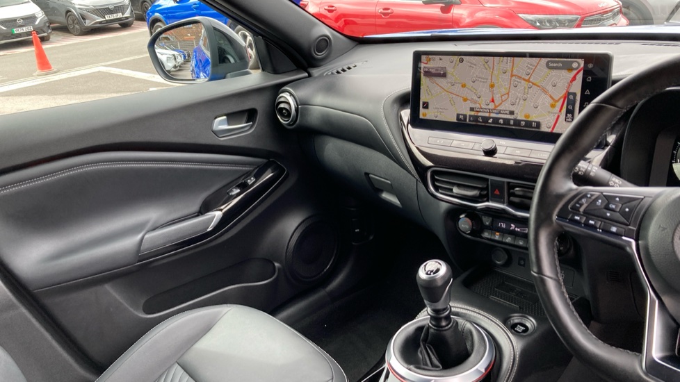 Nissan Juke 1.0 DiG-T Tekna 5dr Petrol Hatchback - Image 14