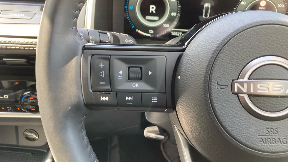 Nissan Qashqai 1.5 E-Power 205 N-Connecta [Glass Roof] 5dr Auto Hybrid Hatchback - Image 31