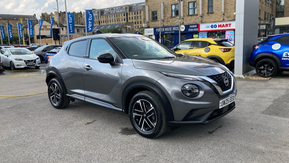 Nissan Juke 1.0 DiG-T N-Connecta 5dr Petrol Hatchback - Image 8