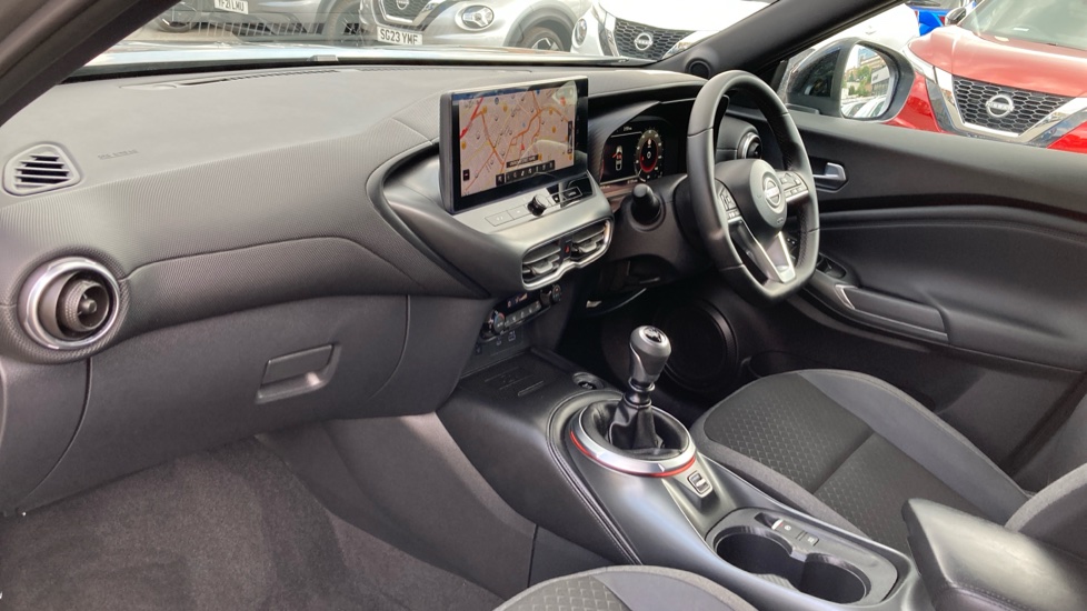 Nissan Juke 1.0 DiG-T N-Connecta 5dr Petrol Hatchback - Image 9