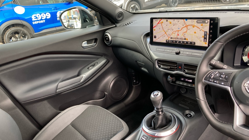 Nissan Juke 1.0 DiG-T N-Connecta 5dr Petrol Hatchback - Image 14