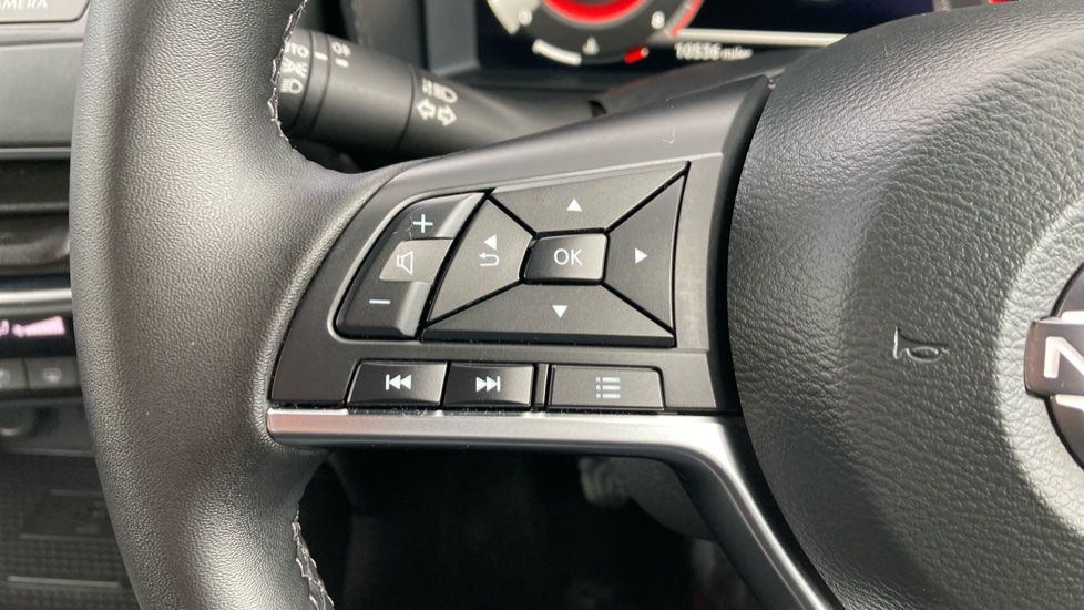 Nissan Juke 1.0 DiG-T N-Connecta 5dr Petrol Hatchback - Image 28