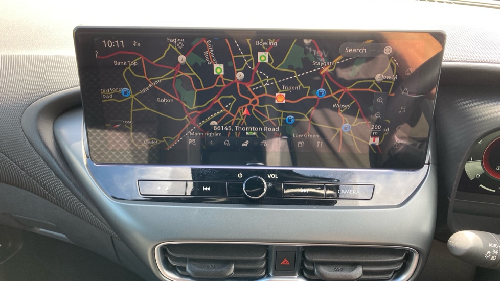 Nissan Juke 1.0 DiG-T N-Connecta 5dr Petrol Hatchback - Image 12