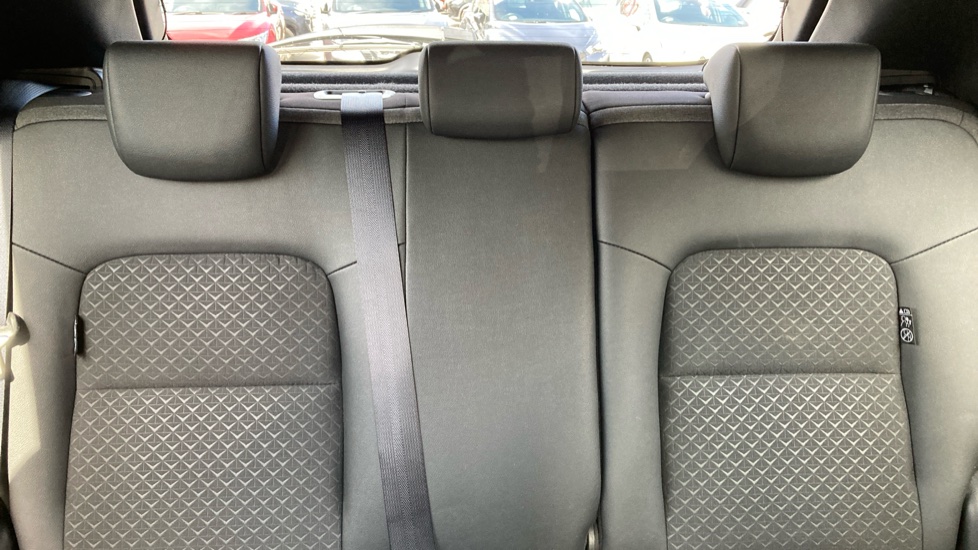 Nissan Juke 1.0 DiG-T N-Connecta 5dr Petrol Hatchback - Image 15