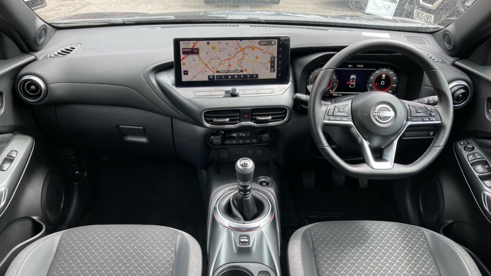 Nissan Juke 1.0 DiG-T N-Connecta 5dr Petrol Hatchback - Image 10