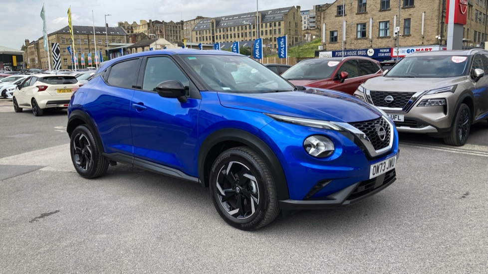Nissan Juke 1.0 DiG-T 114 N-Connecta 5dr DCT Petrol Hatchback - Image 8