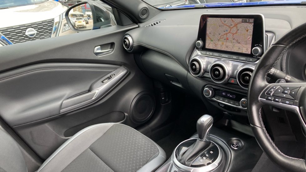 Nissan Juke 1.0 DiG-T 114 N-Connecta 5dr DCT Petrol Hatchback - Image 14