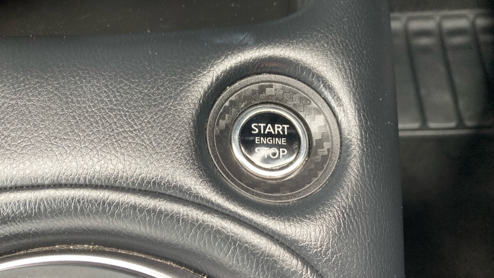 Nissan Juke 1.0 DiG-T 114 N-Connecta 5dr DCT Petrol Hatchback - Image 25