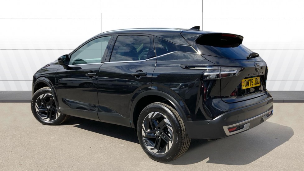 Nissan Qashqai 1.5 E-Power 205 N-Connecta [Glass Roof] 5dr Auto Hybrid Hatchback - Image 2