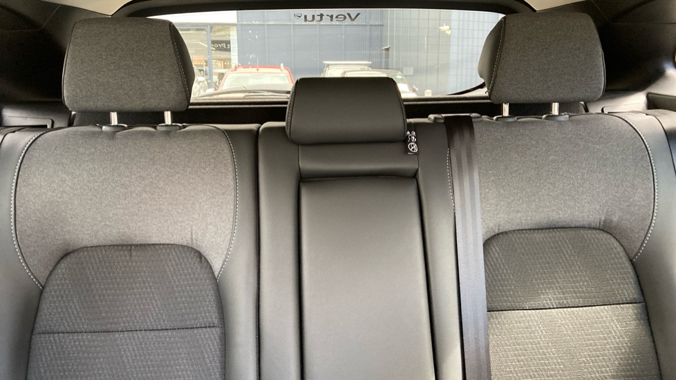 Nissan Qashqai 1.5 E-Power 205 N-Connecta [Glass Roof] 5dr Auto Hybrid Hatchback - Image 15