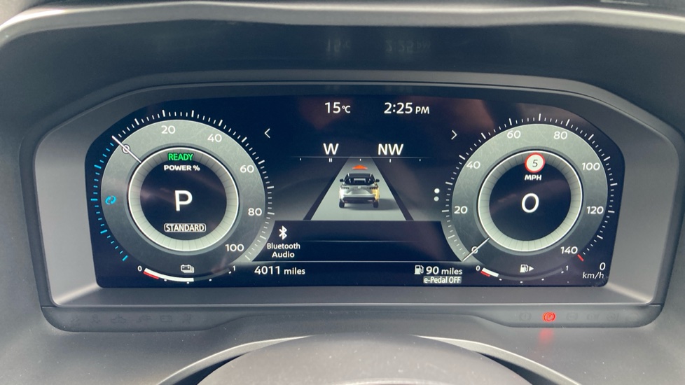 Nissan Qashqai 1.5 E-Power 205 N-Connecta [Glass Roof] 5dr Auto Hybrid Hatchback - Image 18
