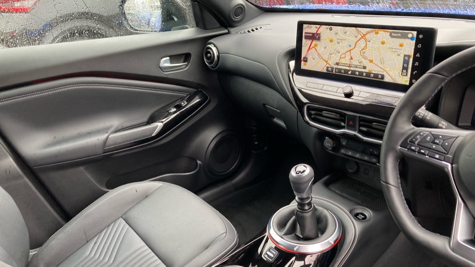 Nissan Juke 1.0 DiG-T Tekna 5dr Petrol Hatchback - Image 14