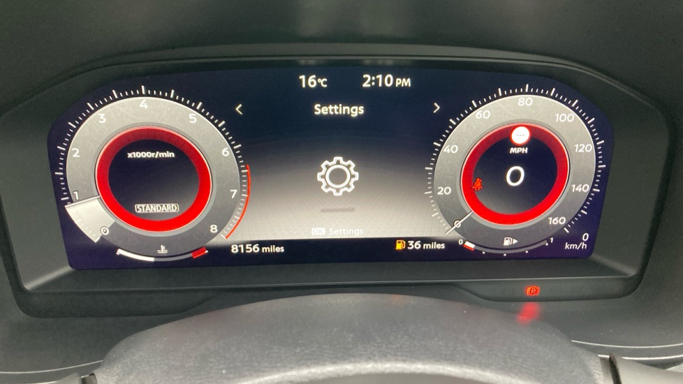 Nissan Juke 1.0 DiG-T Tekna 5dr Petrol Hatchback - Image 18