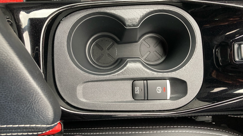 Nissan Juke 1.0 DiG-T Tekna 5dr Petrol Hatchback - Image 31