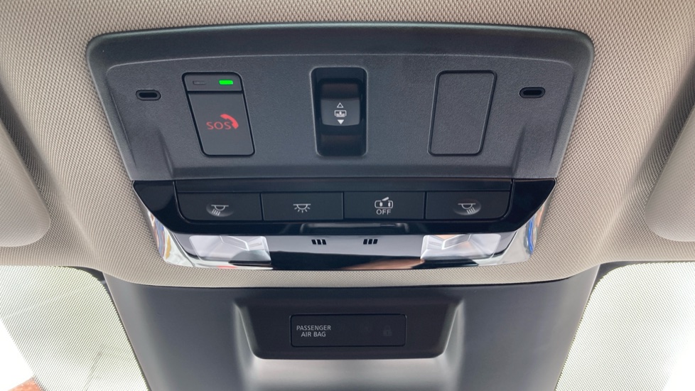 Nissan Qashqai 1.3 DiG-T MH 158 N-Connecta [Glass Rf] 5dr Xtronic Petrol Hatchback - Image 35