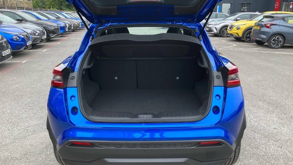 Nissan Juke 1.6 Hybrid N-Connecta 5dr Auto Hybrid Hatchback - Image 4