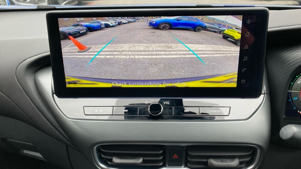 Nissan Juke 1.6 Hybrid N-Connecta 5dr Auto Hybrid Hatchback - Image 22