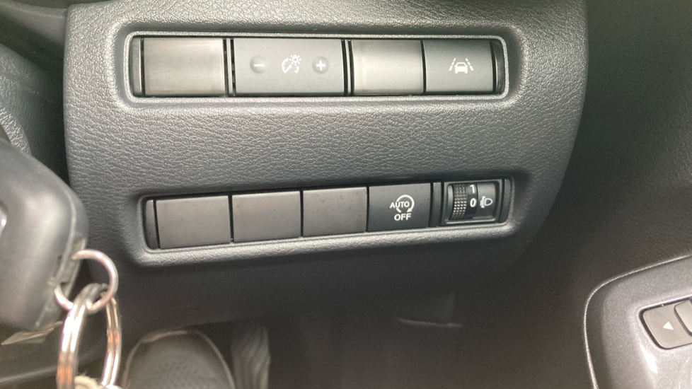 Nissan Juke 1.0 DiG-T 114 Acenta 5dr Petrol Hatchback - Image 27