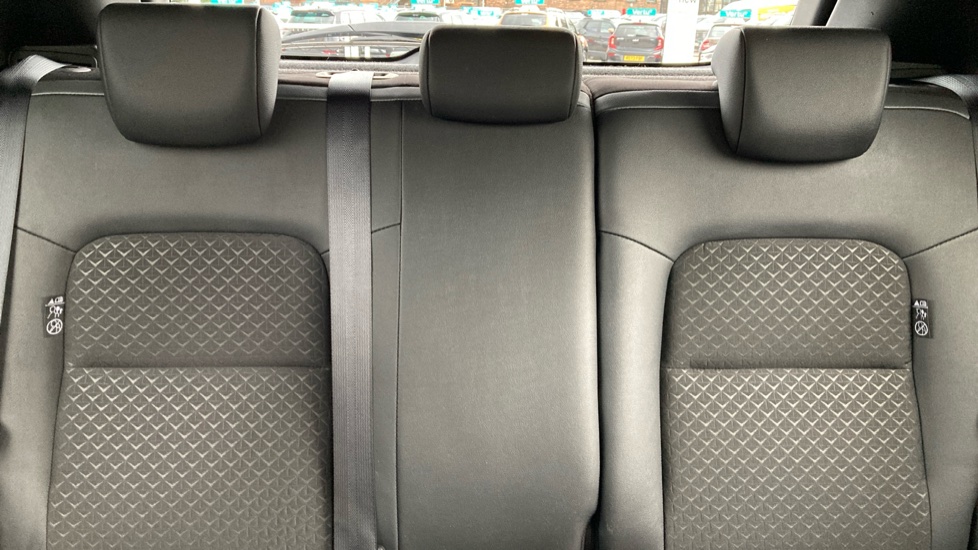 Nissan Juke 1.0 DiG-T 114 N-Connecta 5dr Petrol Hatchback - Image 15