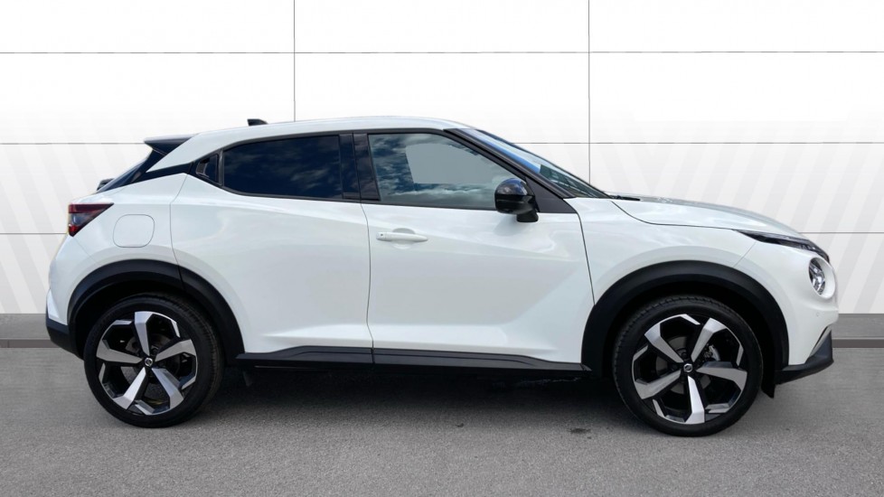 Nissan Juke 1.0 DiG-T 114 Tekna 5dr DCT Petrol Hatchback - Image 5