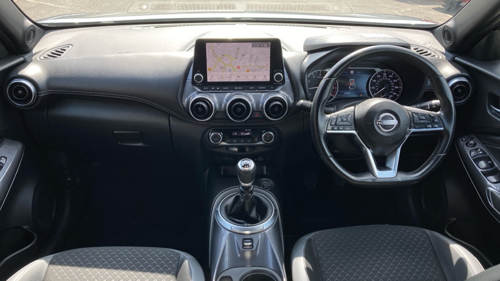 Nissan Juke 1.0 DiG-T 114 N-Connecta 5dr Petrol Hatchback - Image 10