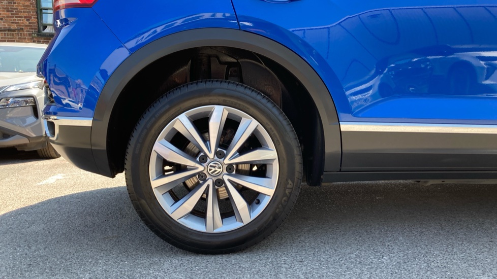 Volkswagen T-Roc 1.6 TDI Design 5dr Diesel Hatchback - Image 7
