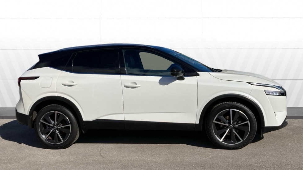 Nissan Qashqai 1.3 DiG-T MH Tekna 5dr Petrol Hatchback - Image 5