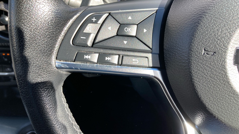 Nissan Juke 1.0 DiG-T 114 Tekna 5dr DCT Petrol Hatchback - Image 28