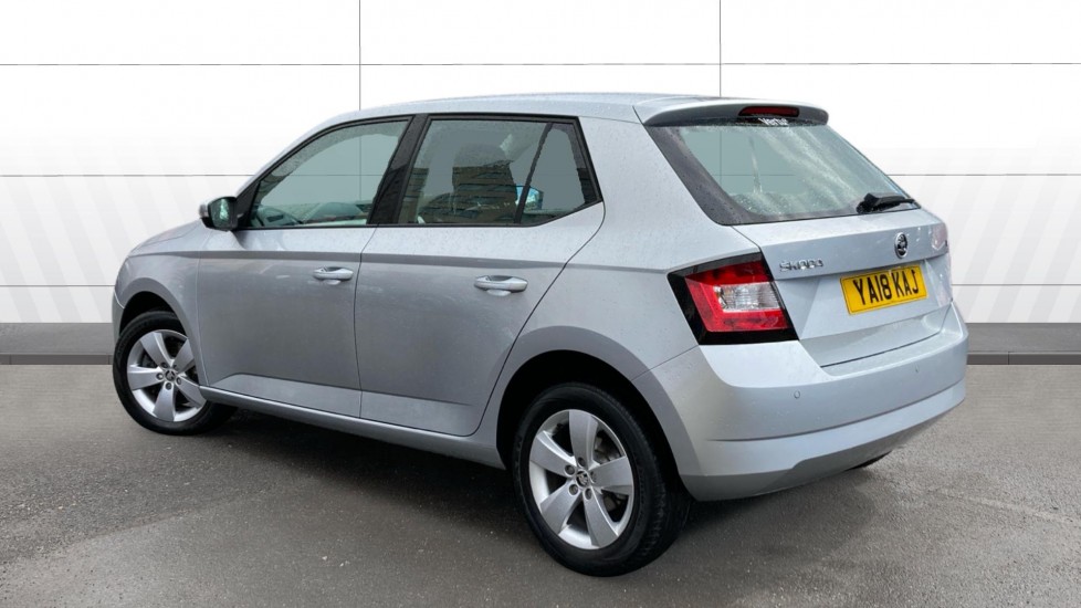 Skoda Fabia 1.0 TSI 110 SE 5dr DSG Petrol Hatchback - Image 2