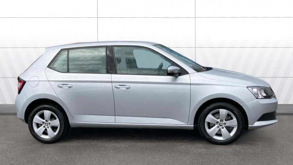 Skoda Fabia 1.0 TSI 110 SE 5dr DSG Petrol Hatchback - Image 5