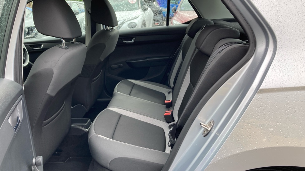Skoda Fabia 1.0 TSI 110 SE 5dr DSG Petrol Hatchback - Image 16
