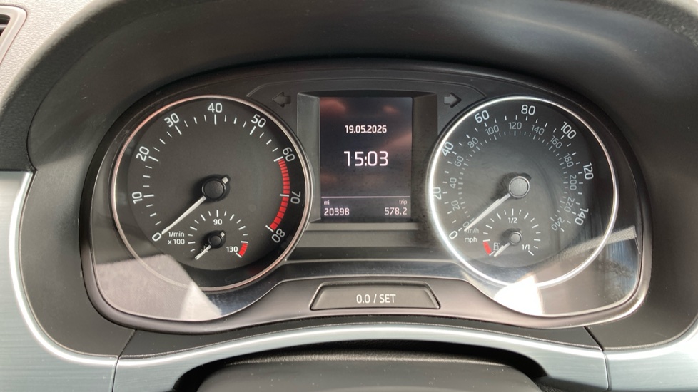 Skoda Fabia 1.0 TSI 110 SE 5dr DSG Petrol Hatchback - Image 18