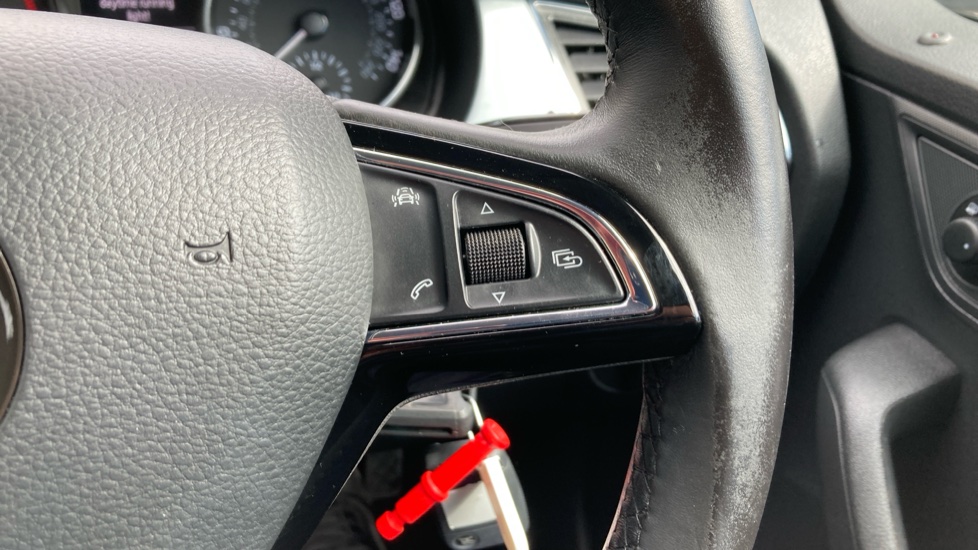 Skoda Fabia 1.0 TSI 110 SE 5dr DSG Petrol Hatchback - Image 25