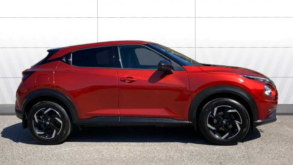Nissan Juke 1.0 DiG-T 114 N-Connecta 5dr Petrol Hatchback - Image 5