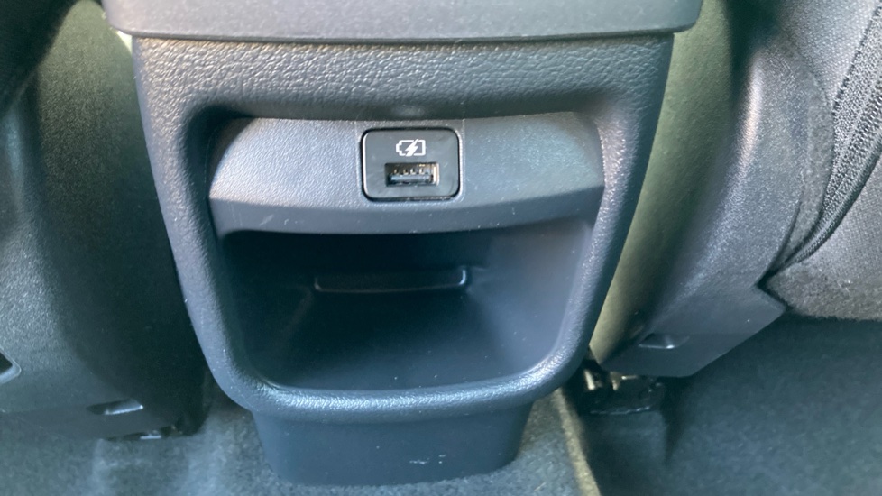 Nissan Juke 1.0 DiG-T 114 N-Connecta 5dr Petrol Hatchback - Image 21