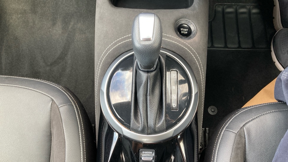 Nissan Juke 1.6 Hybrid Tekna+ 5dr Auto Hybrid Hatchback - Image 28