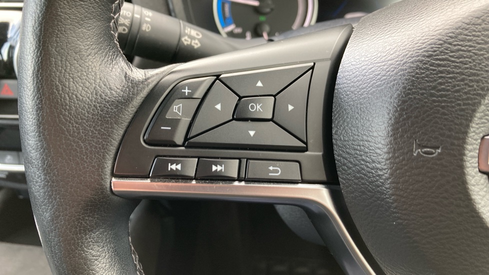 Nissan Juke 1.6 Hybrid Tekna+ 5dr Auto Hybrid Hatchback - Image 30