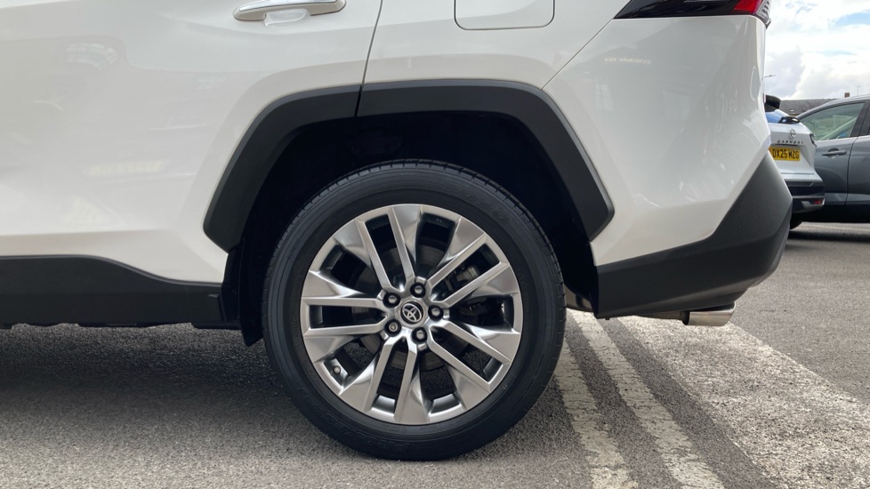 Toyota RAV4 2.5 VVT-i Hybrid Excel 5dr CVT Hybrid Estate - Image 7