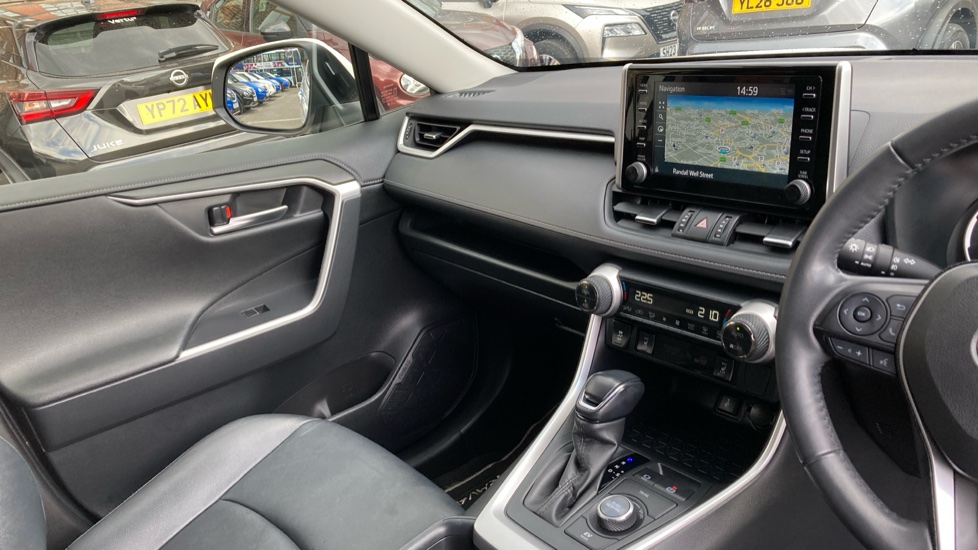 Toyota RAV4 2.5 VVT-i Hybrid Excel 5dr CVT Hybrid Estate - Image 14