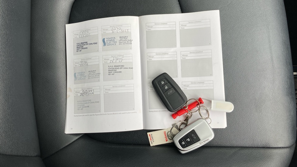 Toyota RAV4 2.5 VVT-i Hybrid Excel 5dr CVT Hybrid Estate - Image 19