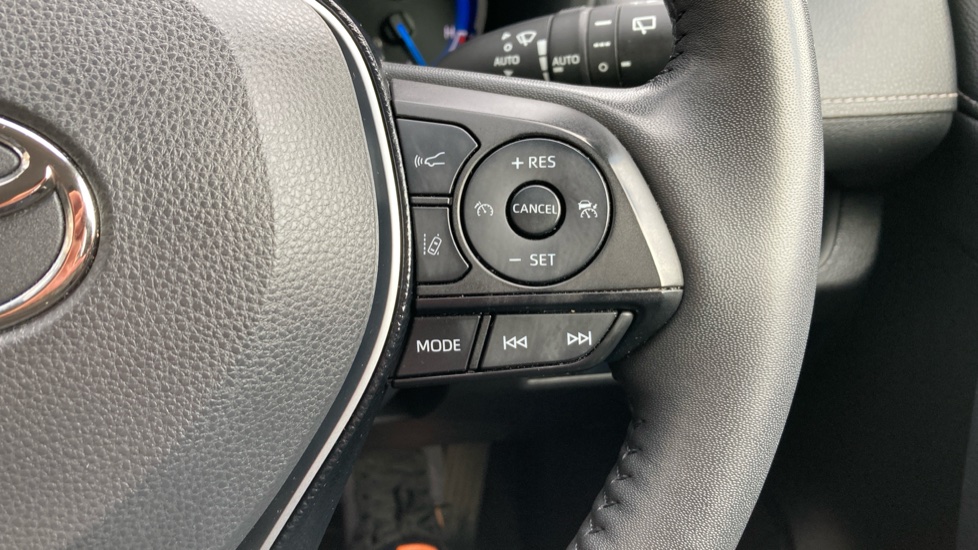 Toyota RAV4 2.5 VVT-i Hybrid Excel 5dr CVT Hybrid Estate - Image 28