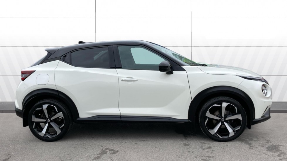 Nissan Juke 1.0 DiG-T 114 Tekna 5dr Petrol Hatchback - Image 5