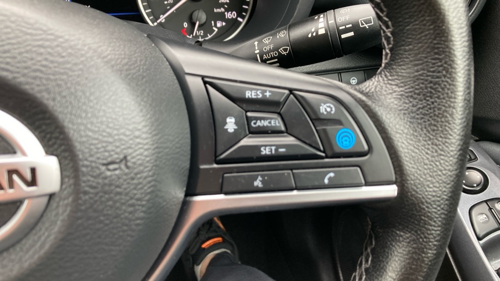 Nissan Juke 1.0 DiG-T 114 Tekna 5dr Petrol Hatchback - Image 31