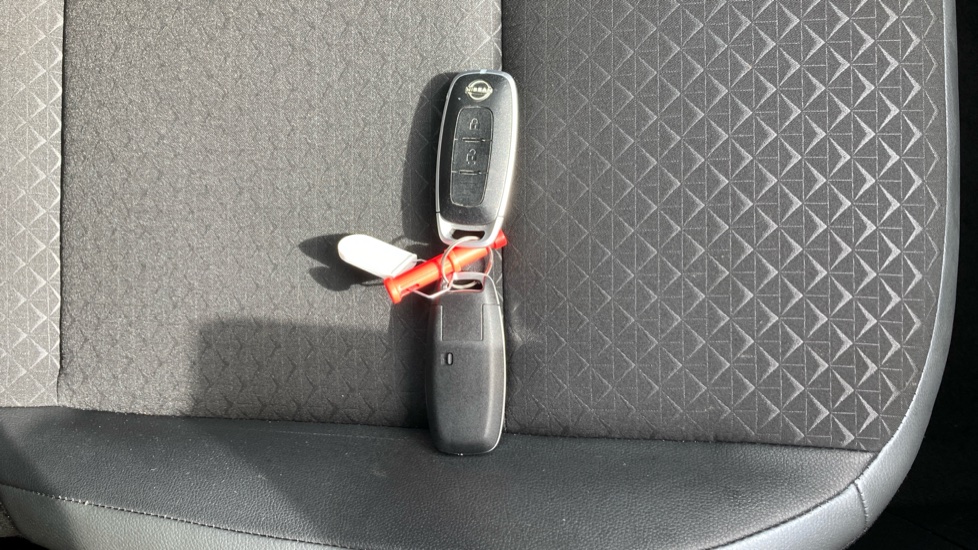 Nissan Juke 1.0 DiG-T 114 N-Connecta 5dr Petrol Hatchback - Image 20