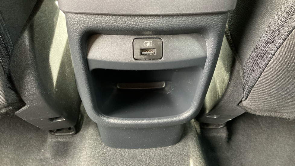 Nissan Juke 1.0 DiG-T 114 N-Connecta 5dr Petrol Hatchback - Image 21