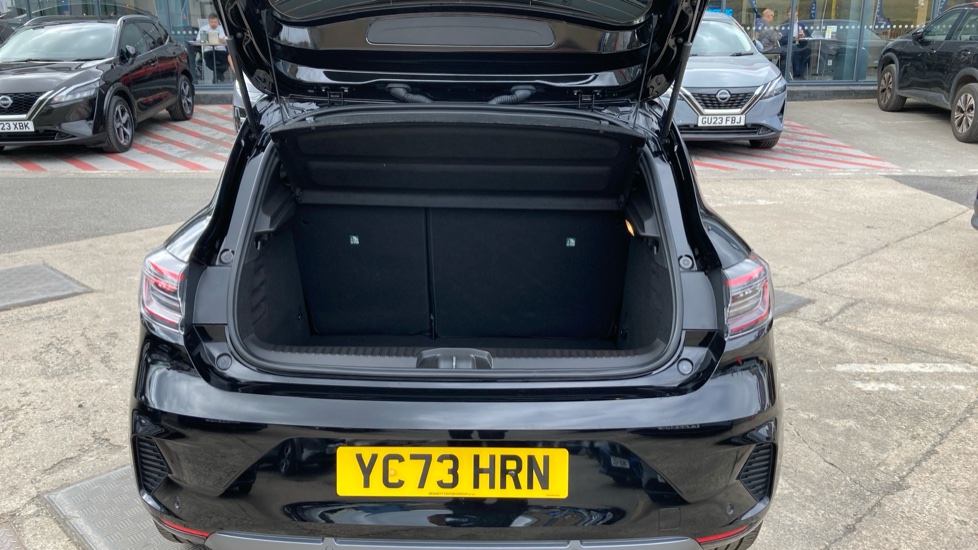 Renault Clio 1.6 E-TECH full hybrid 145 Esprit Alpine 5dr Auto Hybrid Hatchback - Image 4