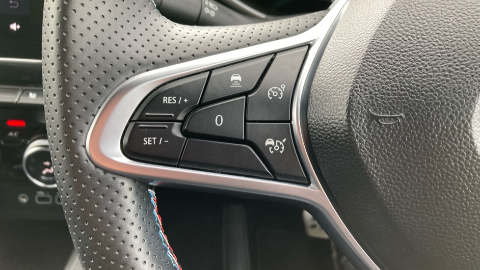 Renault Clio 1.6 E-TECH full hybrid 145 Esprit Alpine 5dr Auto Hybrid Hatchback - Image 26